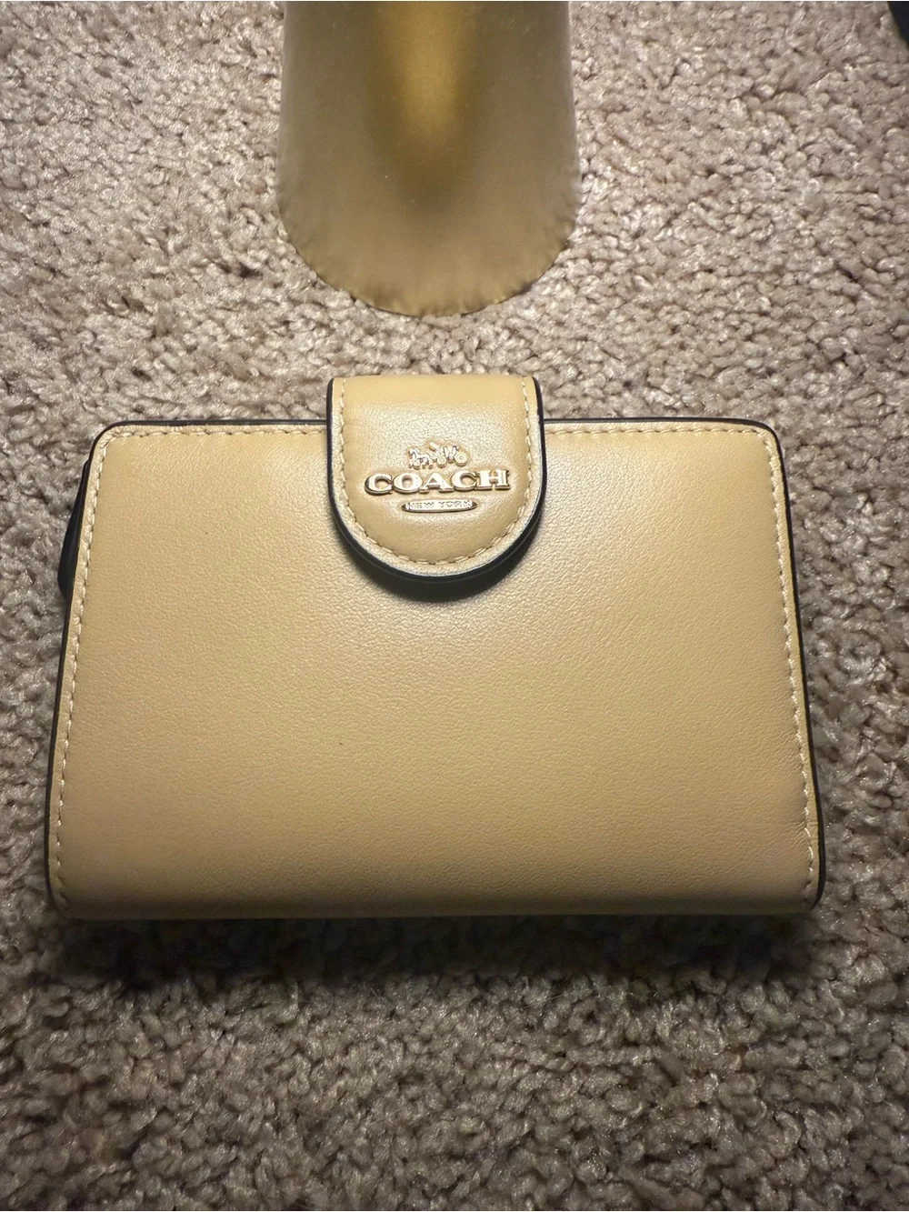 Coach Cream Leather Wallet with Logo Snap
